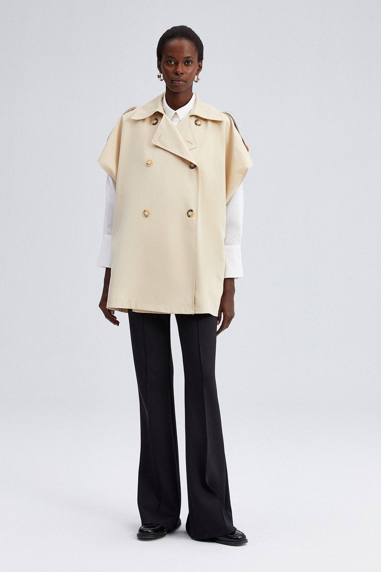 Gilet trench doppiopetto color pietra