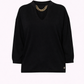 Maglia morbida con scollo a V e dettaglio catena