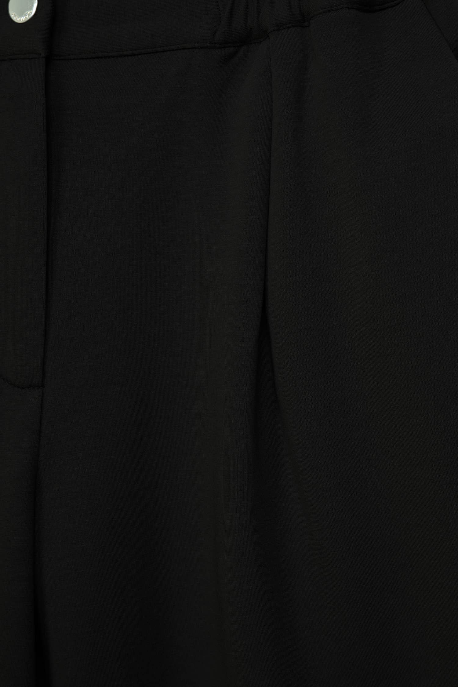 Pantaloni palazzo neri con piega frontale