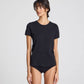 T-shirt Chrisstine in cotone biologico nero con dettagli in pizzo