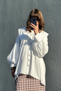 Camicia oversize con colletto Peter Pan in misto viscosa