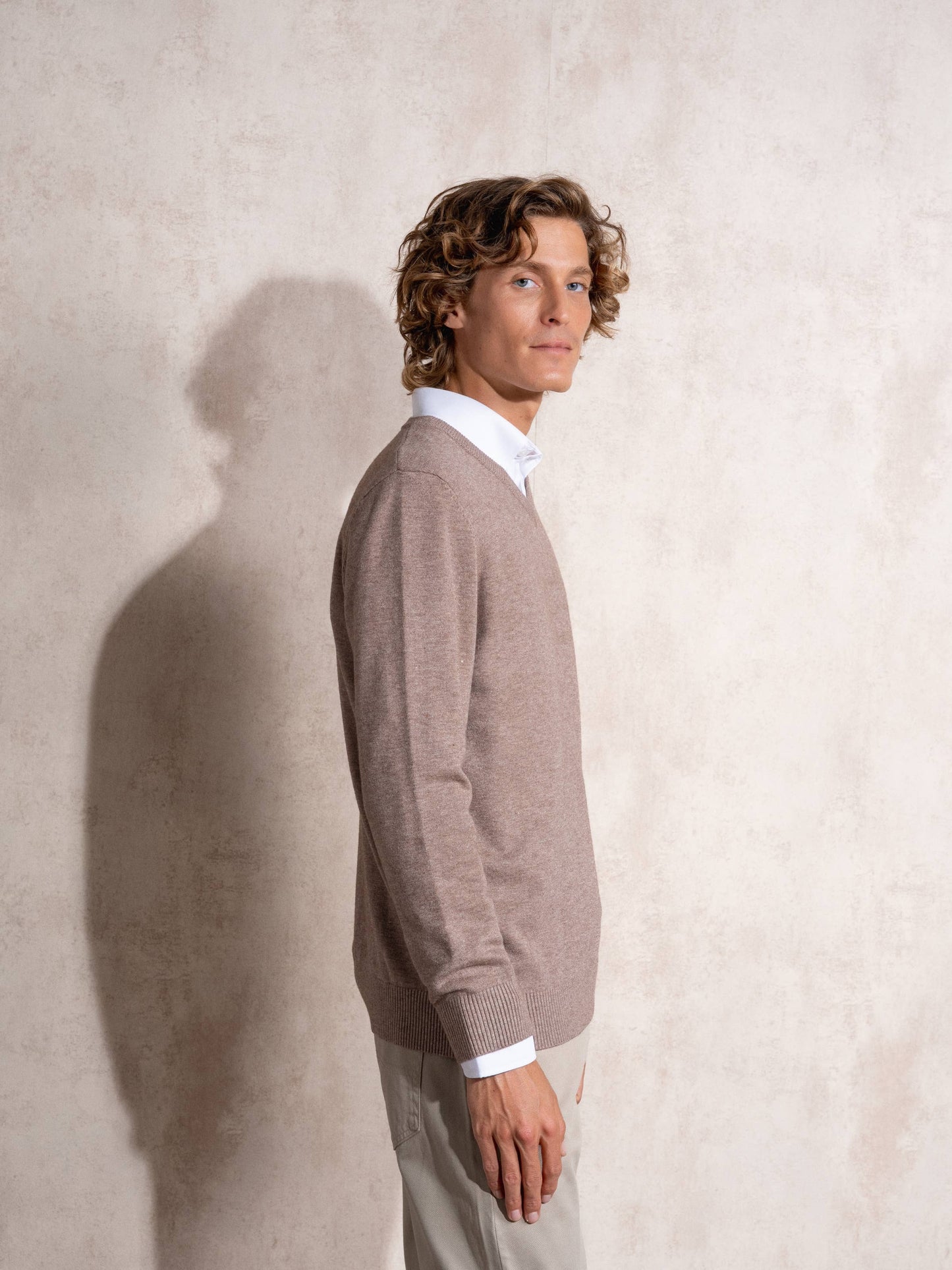 Maglione uomo scollo a V in viscosa mix