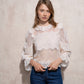 Blusa in pizzo trasparente con collo alto e maniche lunghe