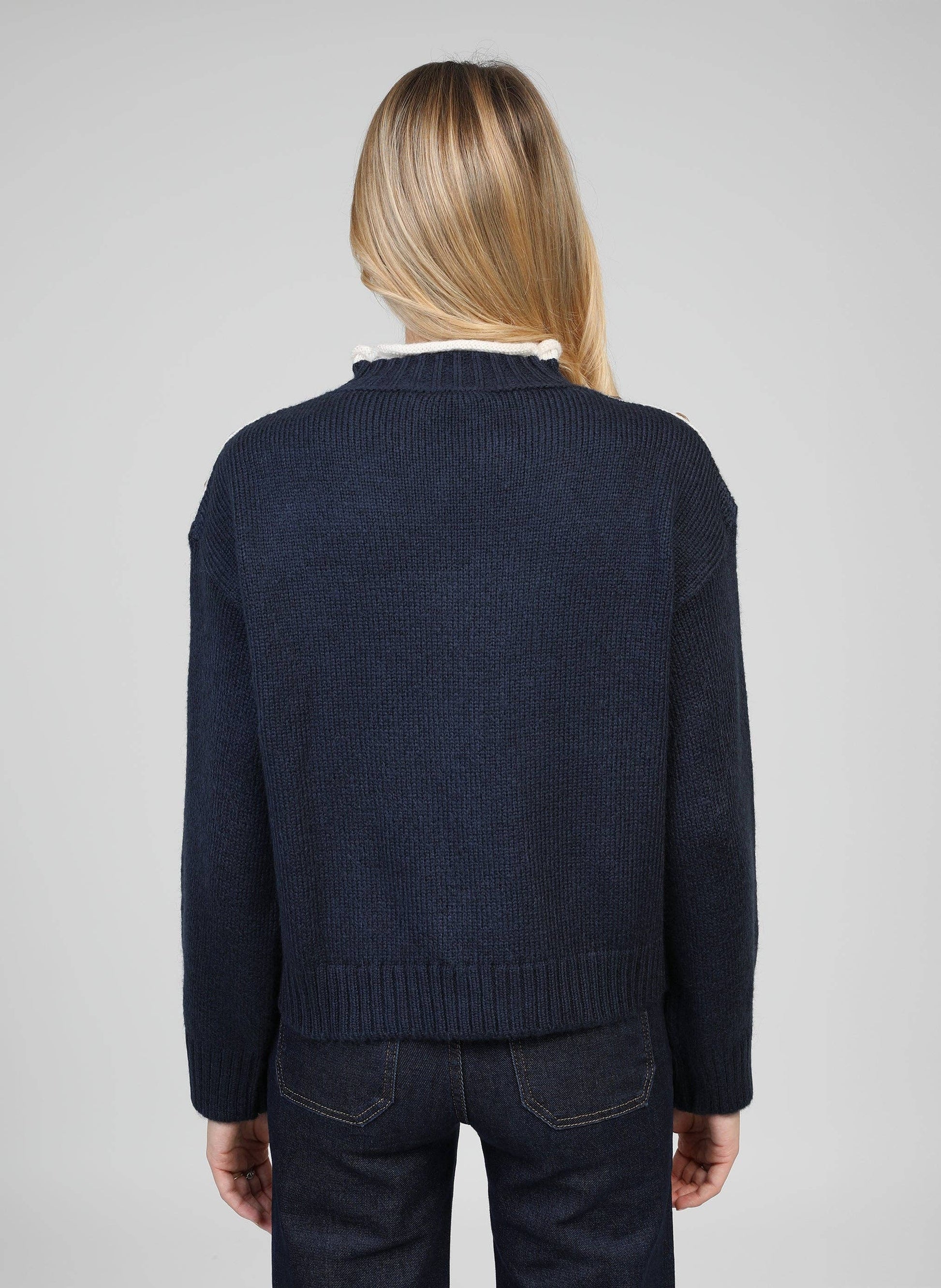 Maglione Louki Blu Marino con Bottoni Gioiello