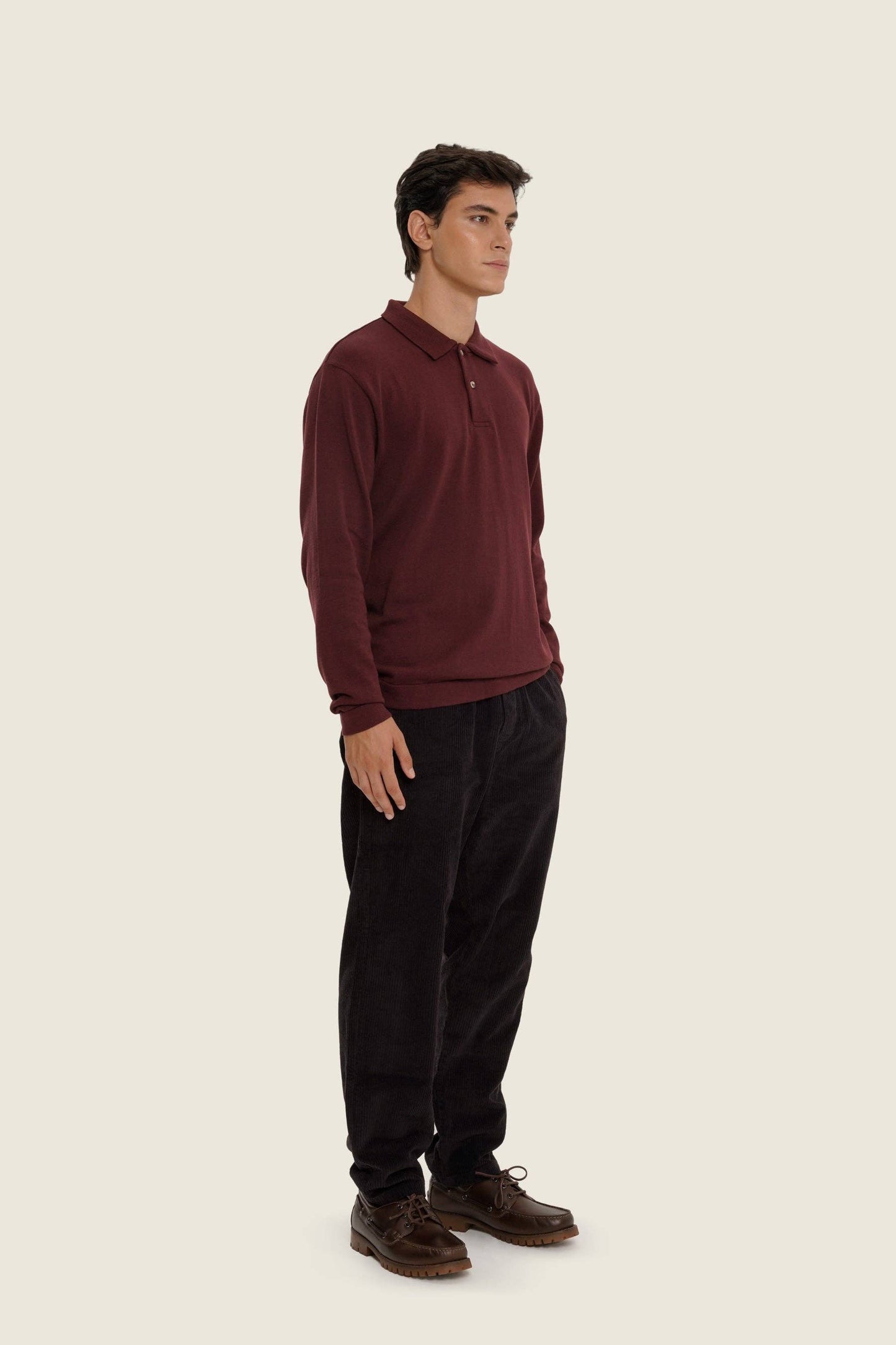 Maglione polo in cotone organico color cioccolato amaro