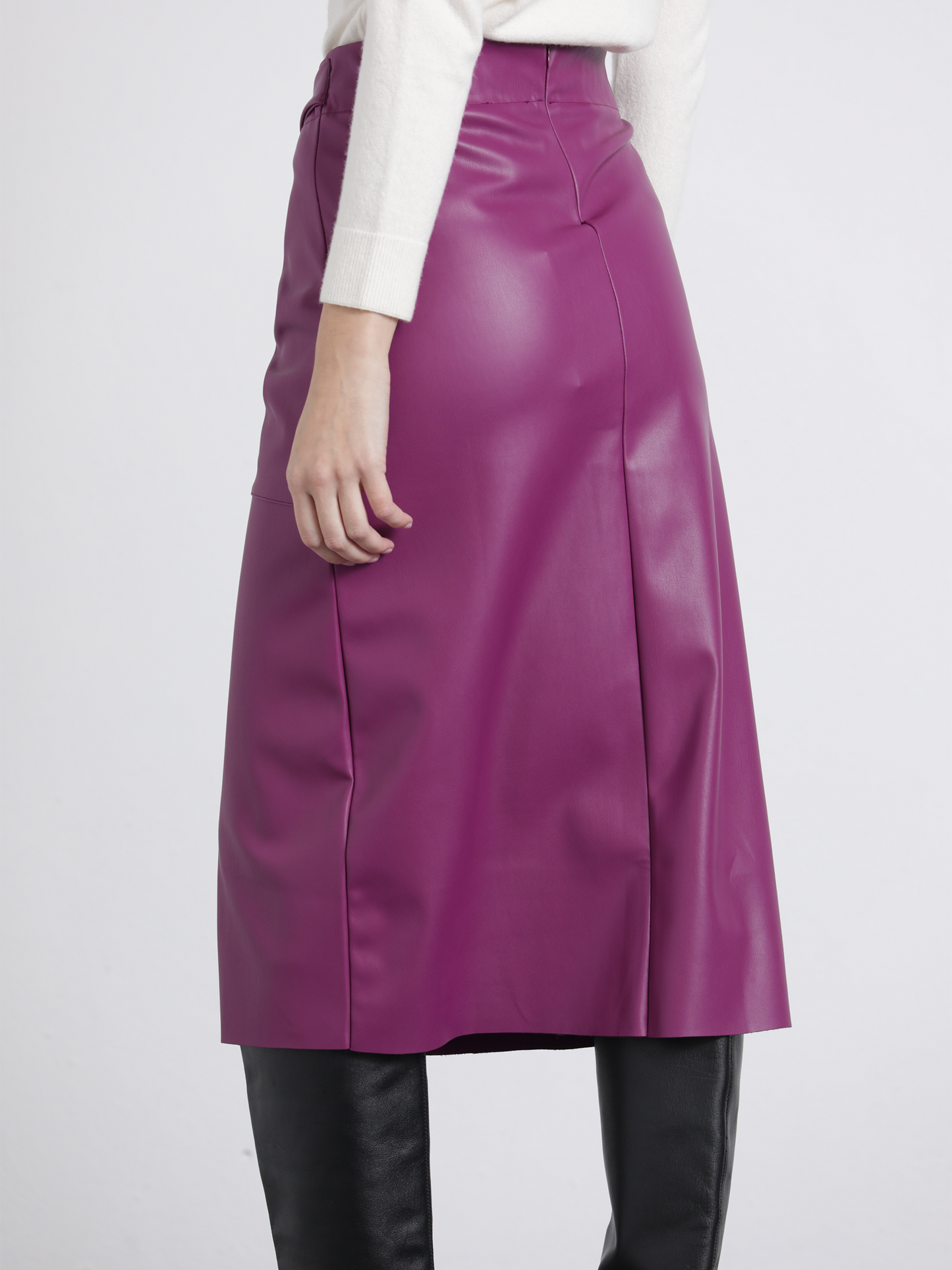 Gonna midi in ecopelle con cintura