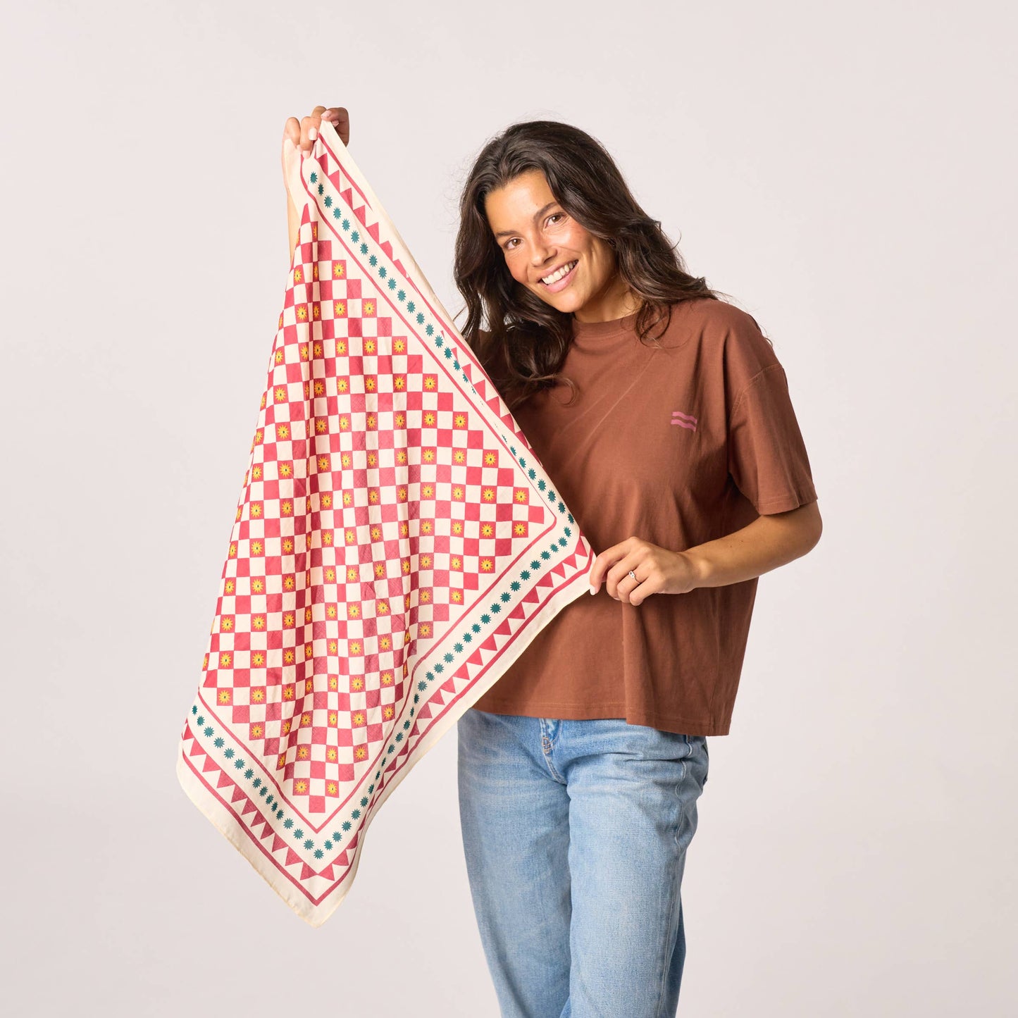 Foulard piccolo in cotone biologico con stampa grafica ecru