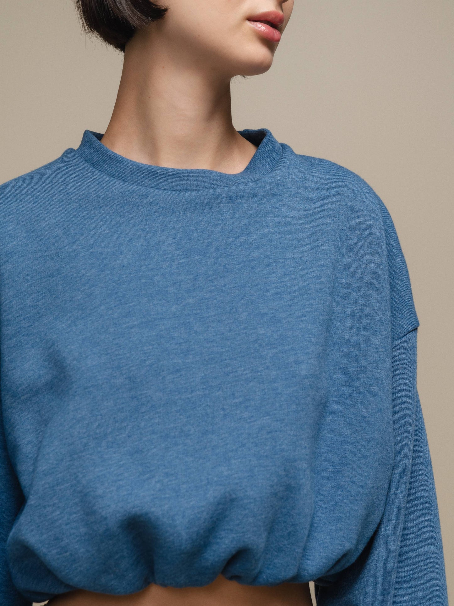 Felpa cropped oversize in misto cotone