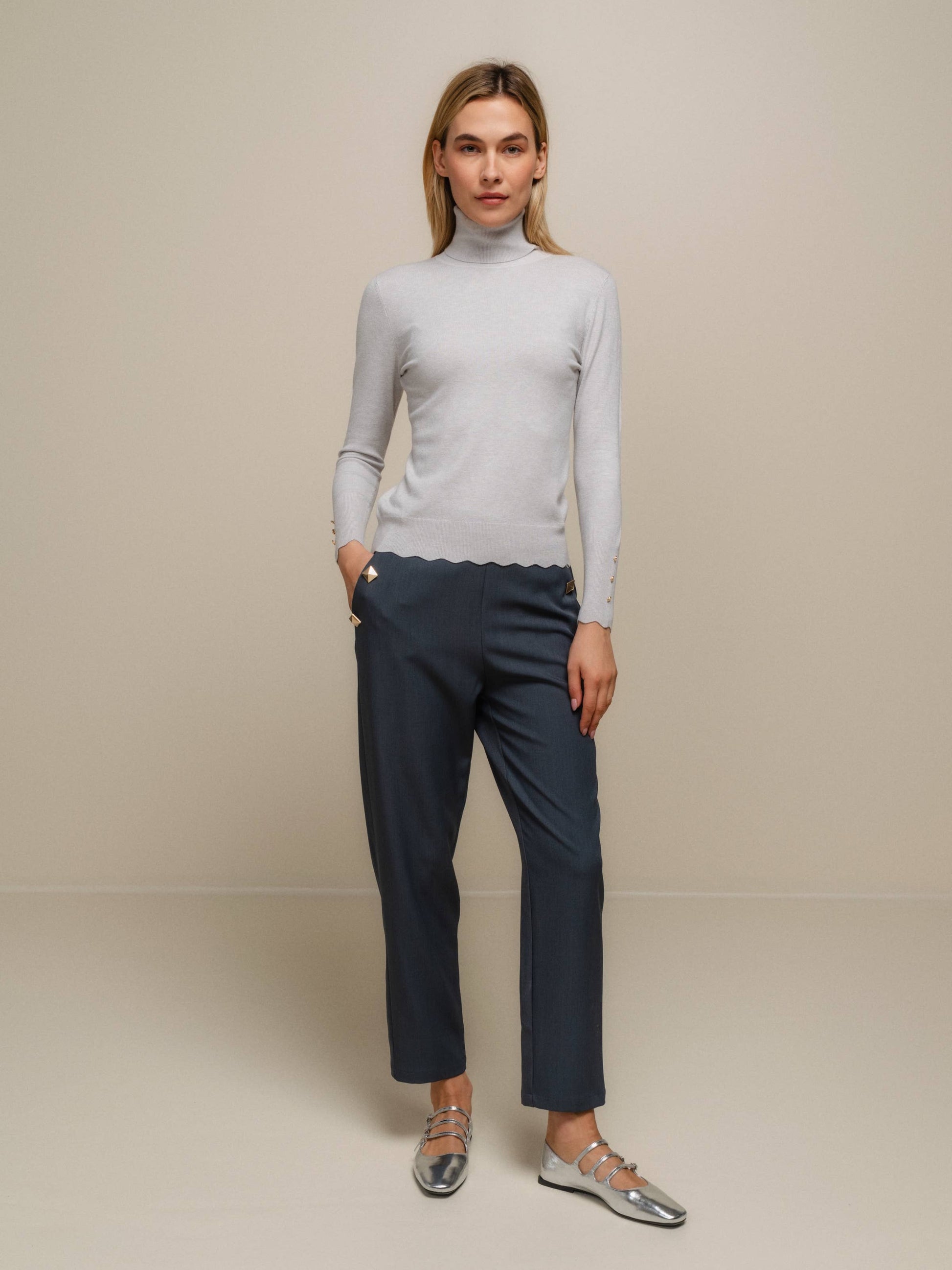 Maglione dolcevita da donna in maglia morbida