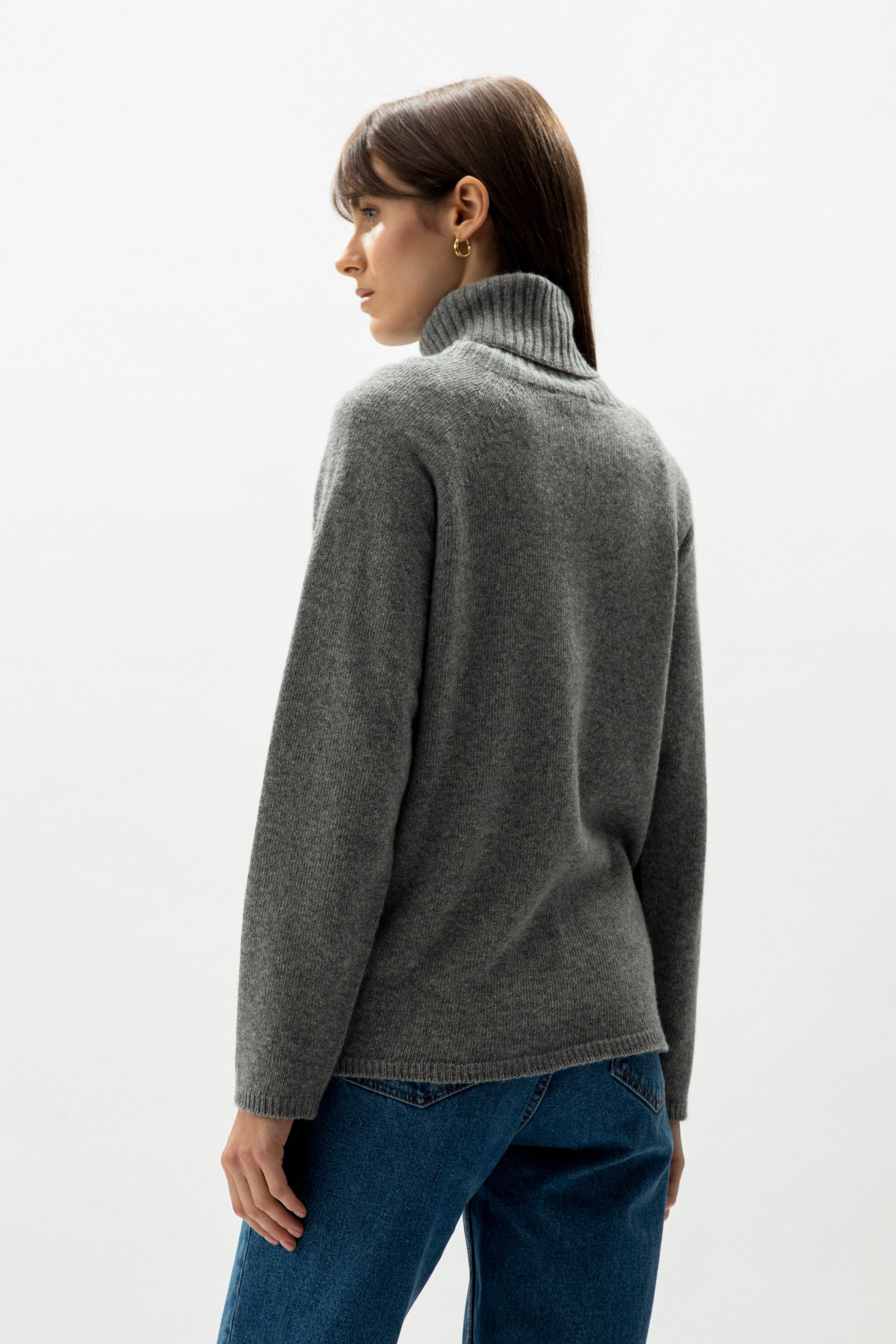 Maglione dolcevita in misto cashmere senza cuciture