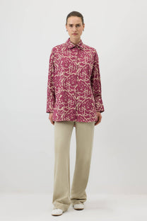 Camicia rosa a fantasia floreale dal fit comodo