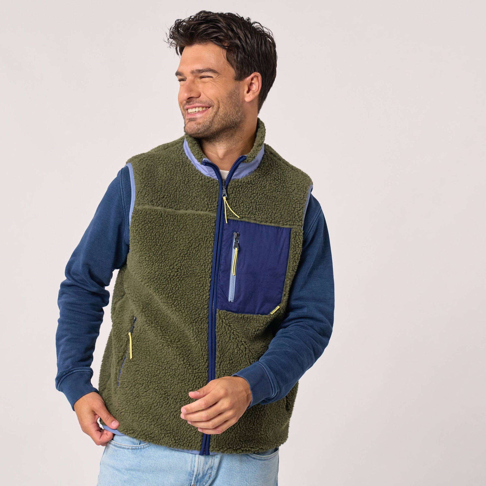 Gilet sherpa unisex con zip kaki chiaro