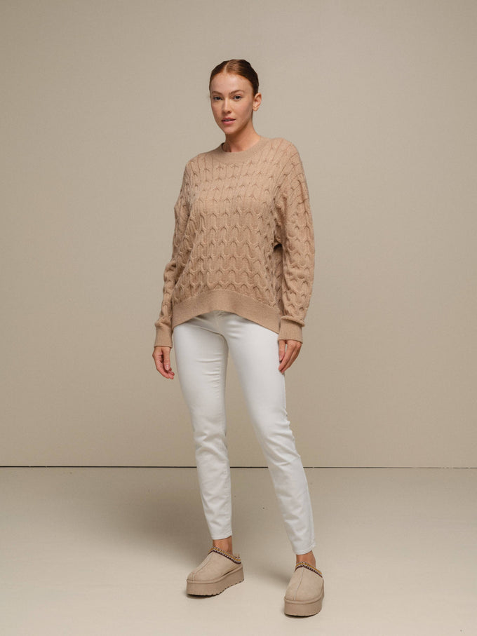 Maglione donna in maglia a trecce con filo luminoso