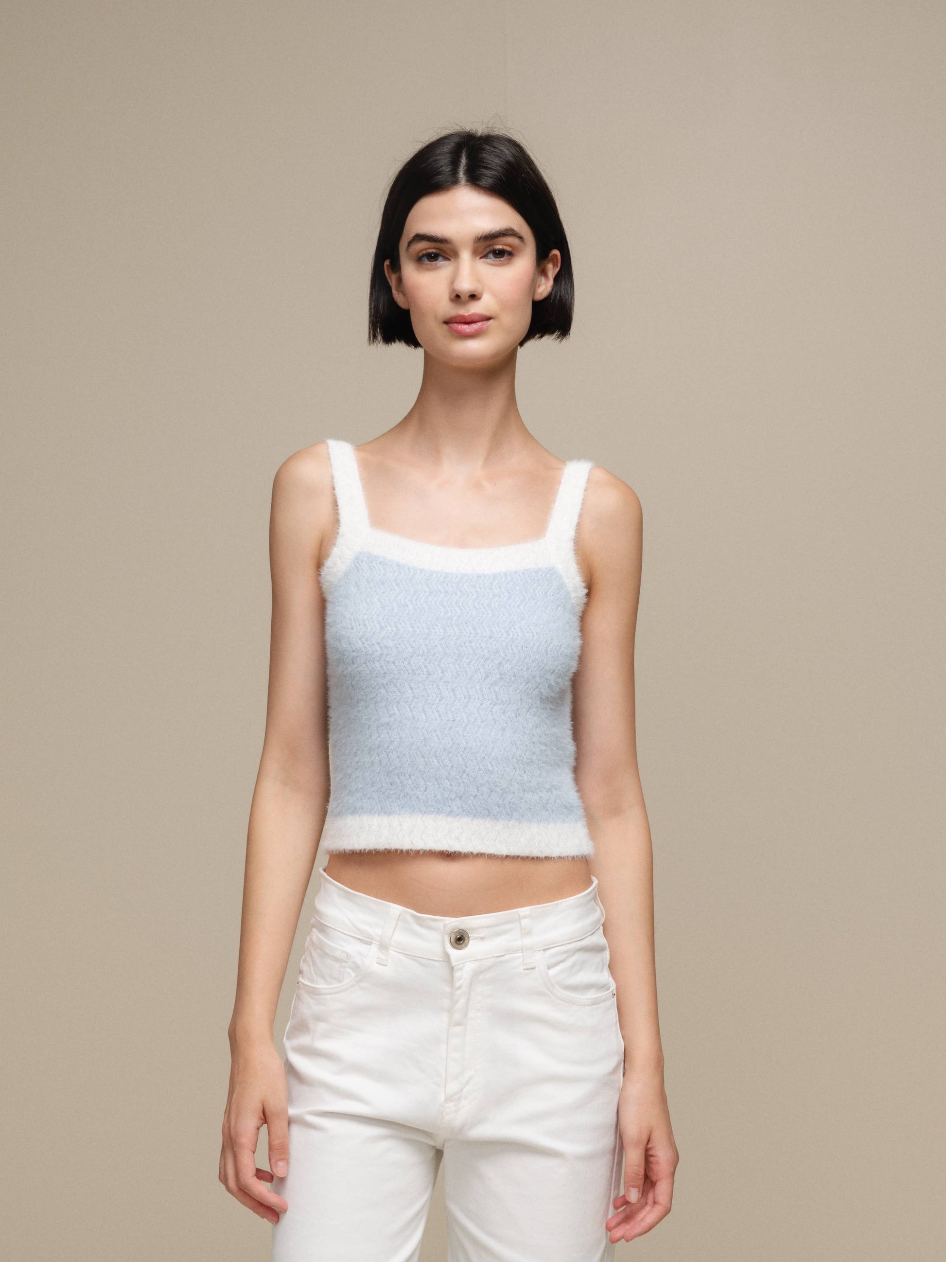 Top in maglia effetto fluffy bicolore