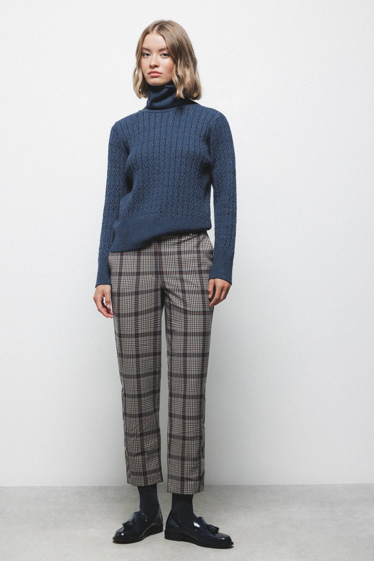 Pantaloni slim Principe di Galles con bottoni laterali