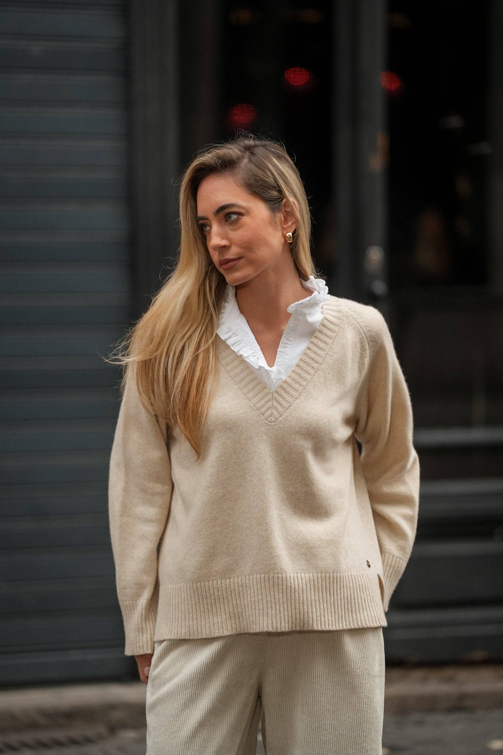 Maglione in lana con scollo a V