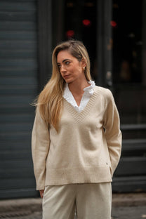 Maglione in lana con scollo a V