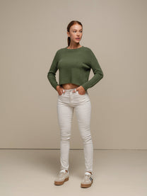 Maglione crop da donna in maglia morbida girocollo