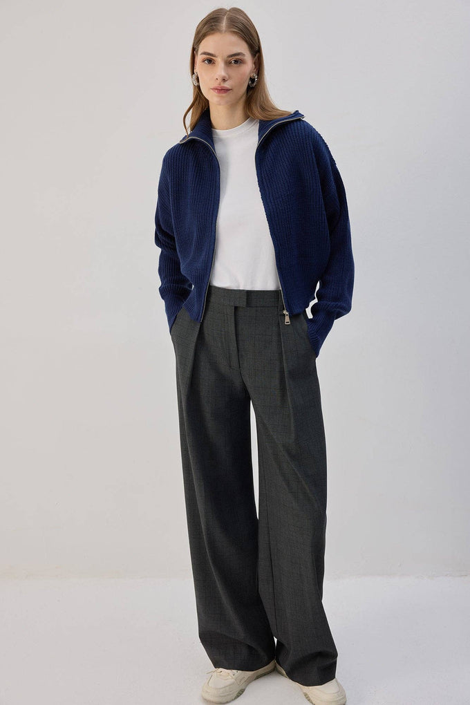 Cardigan in maglia con colletto ampio e zip