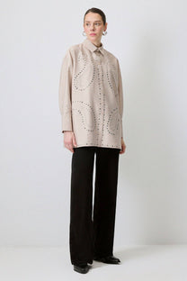Camicia lunga in cotone con borchie