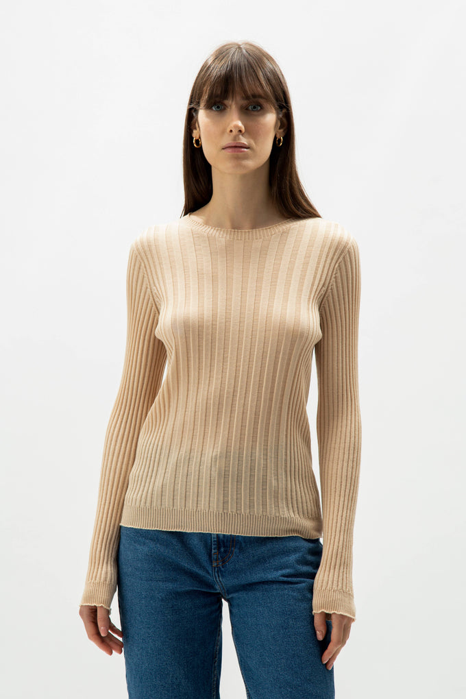 Maglione girocollo a costine in lana merino extra fine