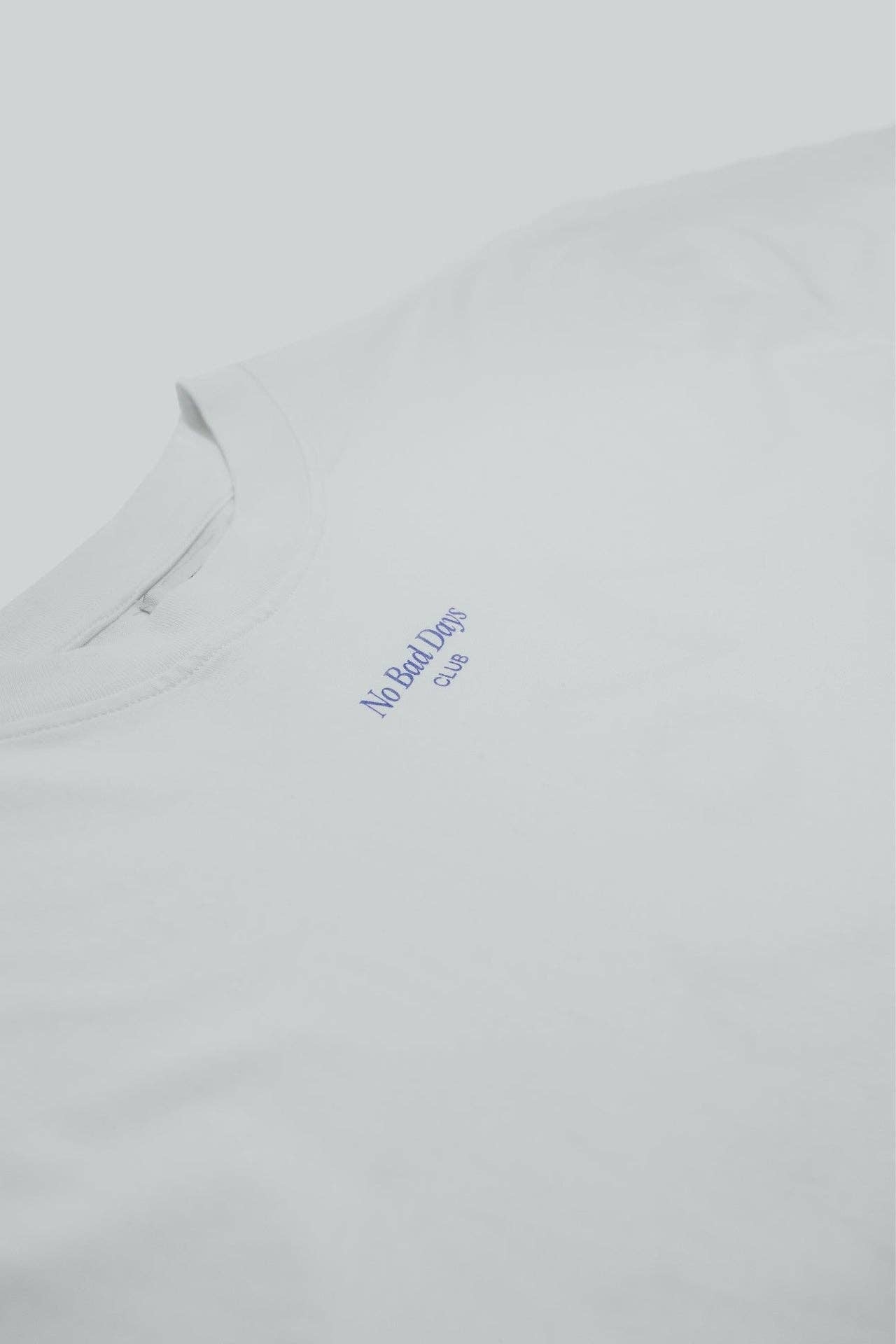 T-shirt bianca oversize con stampa acid sul retro e collo alto