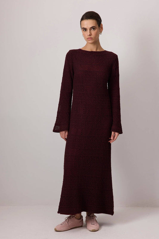 Abito lungo in maglia crochet bordeaux