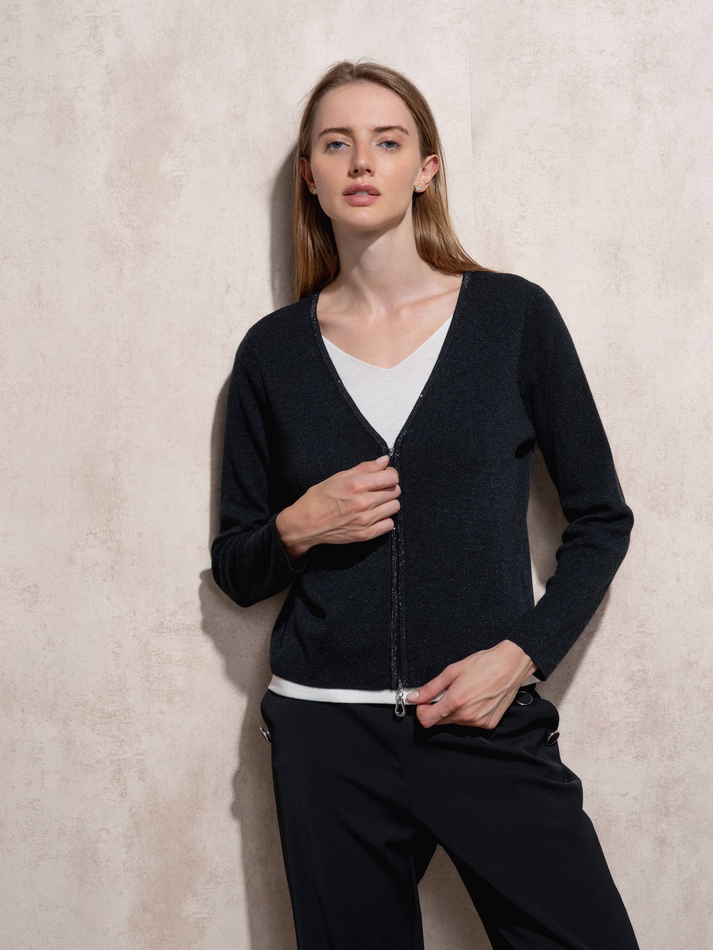 Cardigan in maglia con zip e scollo a V