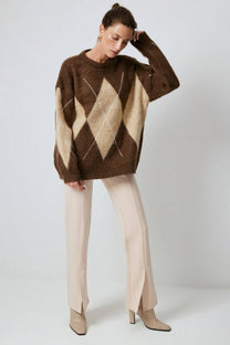 Maglione in maglia a rombi marrone