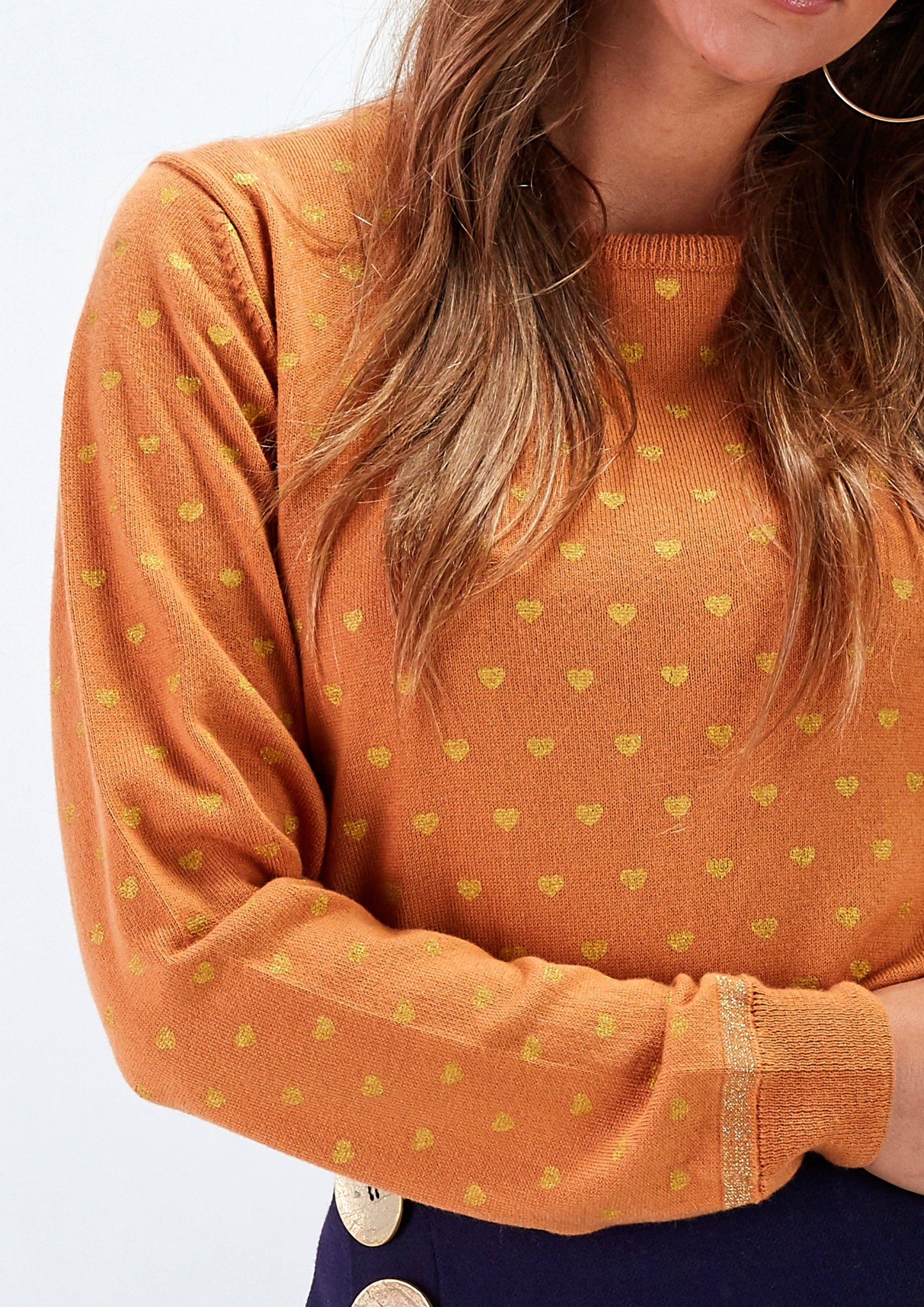 Maglia girocollo con micro cuori e dettagli lurex