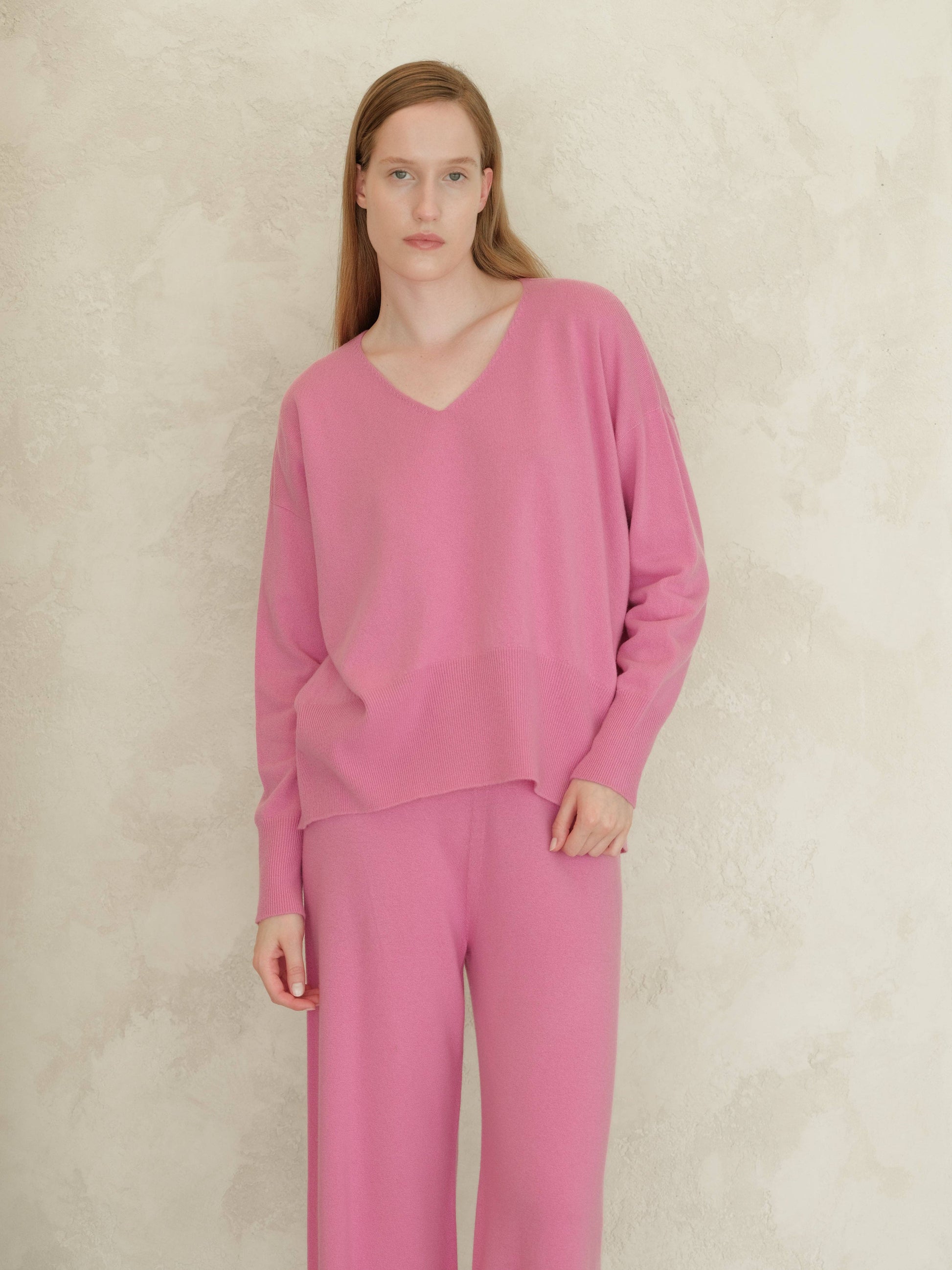 Maxi maglia con scollo a V in misto cashmere