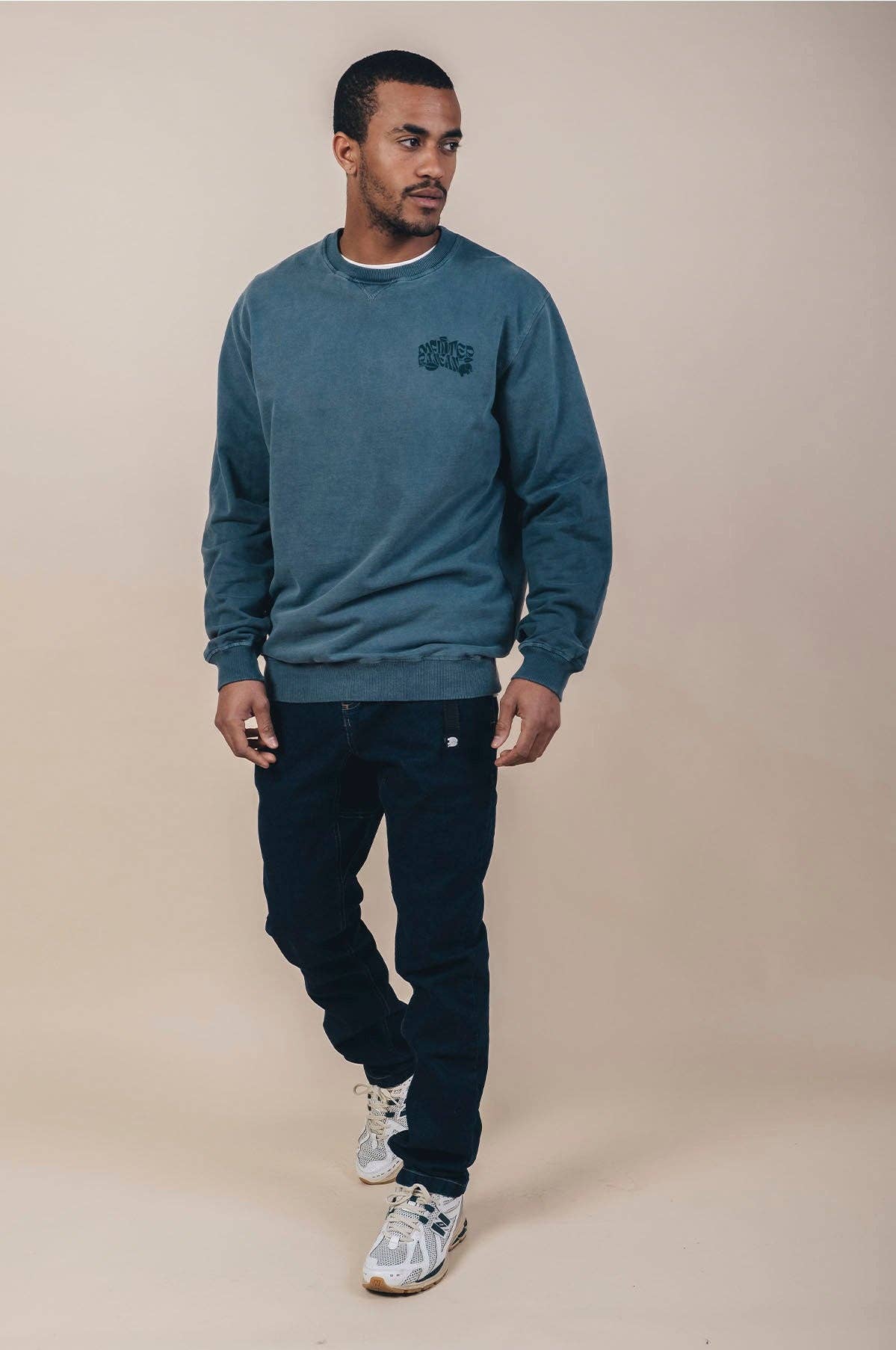 Pantaloni da arrampicata in denim riciclato con lavaggio all’ozono