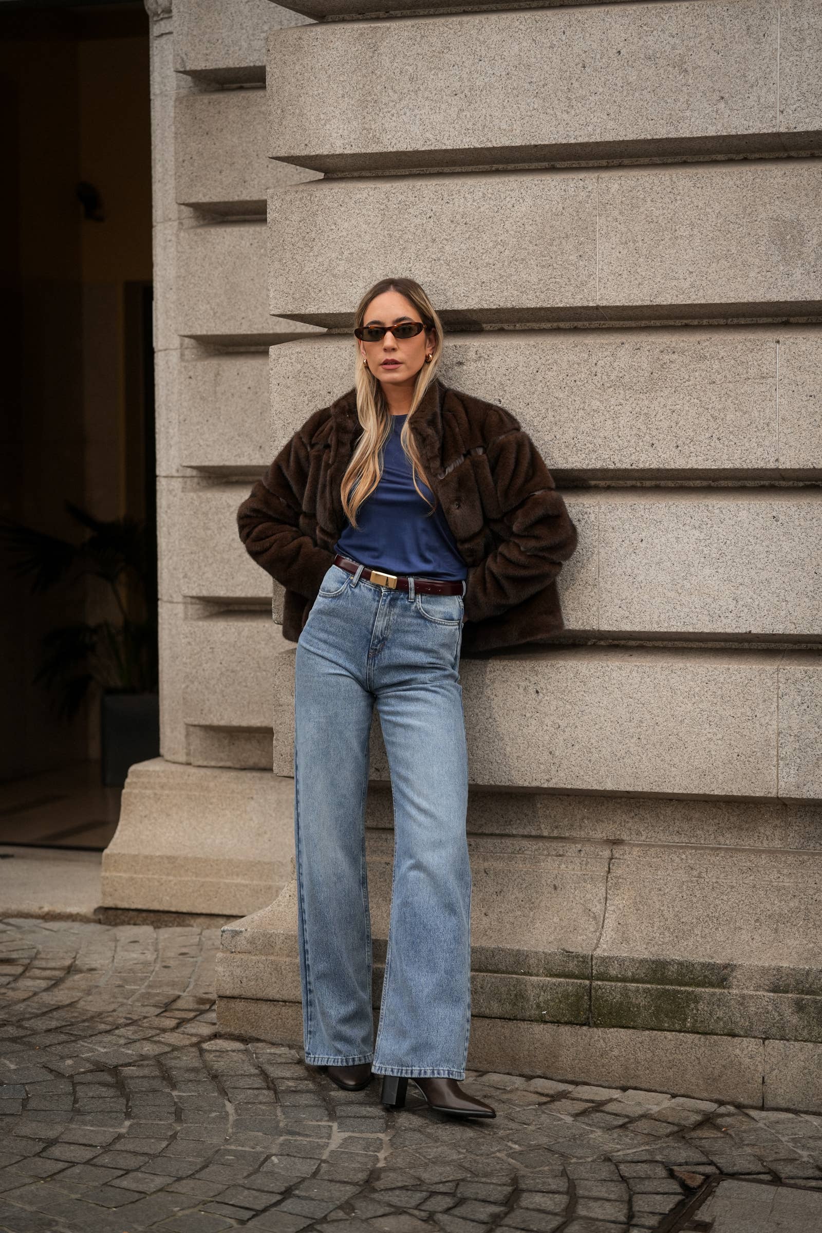 Abito corto con colletto