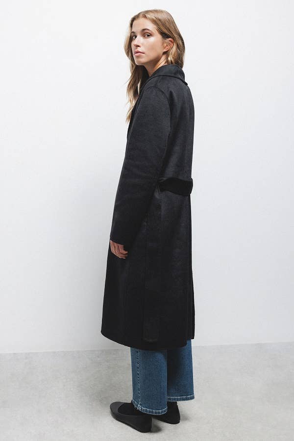 Cappotto doppiopetto con cintura