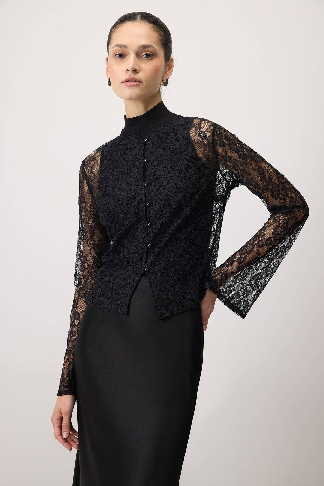 Camicia in organza e pizzo