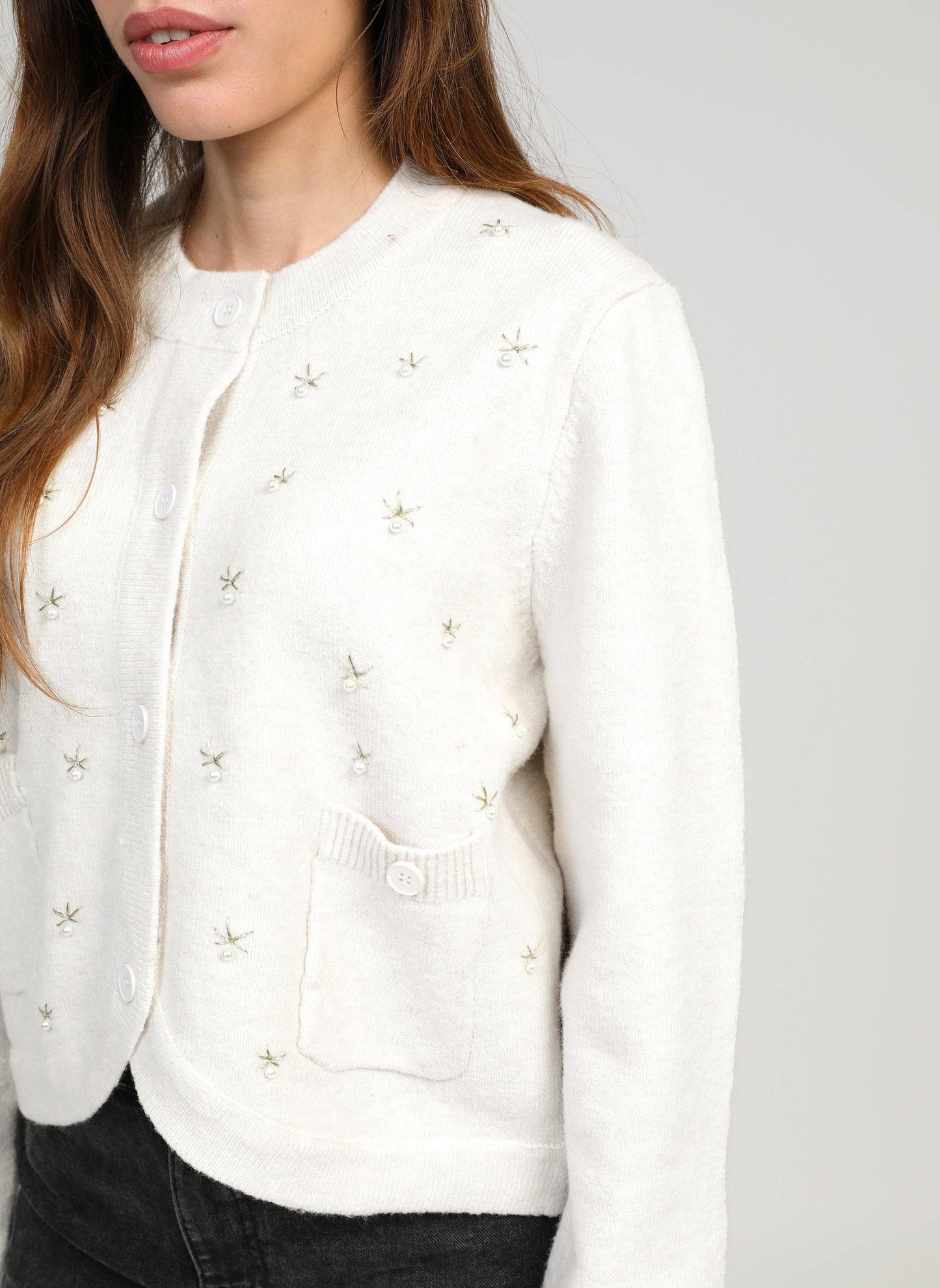 Cardigan Natalia écru con ricamo di perle