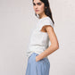 T-shirt aderente con applicazione floreale