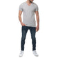 T-shirt uomo grigia in cotone con scollo a goccia e bottoni