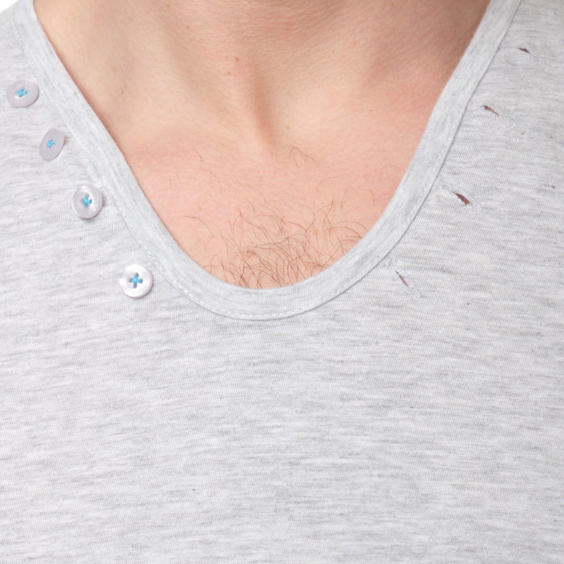 T-shirt uomo grigia in cotone con scollo a goccia e bottoni
