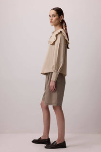Camicia in misto cotone con maxi colletto marinara e volant