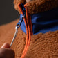 Giacca sherpa unisex cammello con zip e dettagli a contrasto
