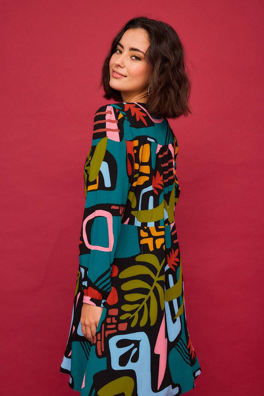 Abito corto multicolore con stampa e scollo a V