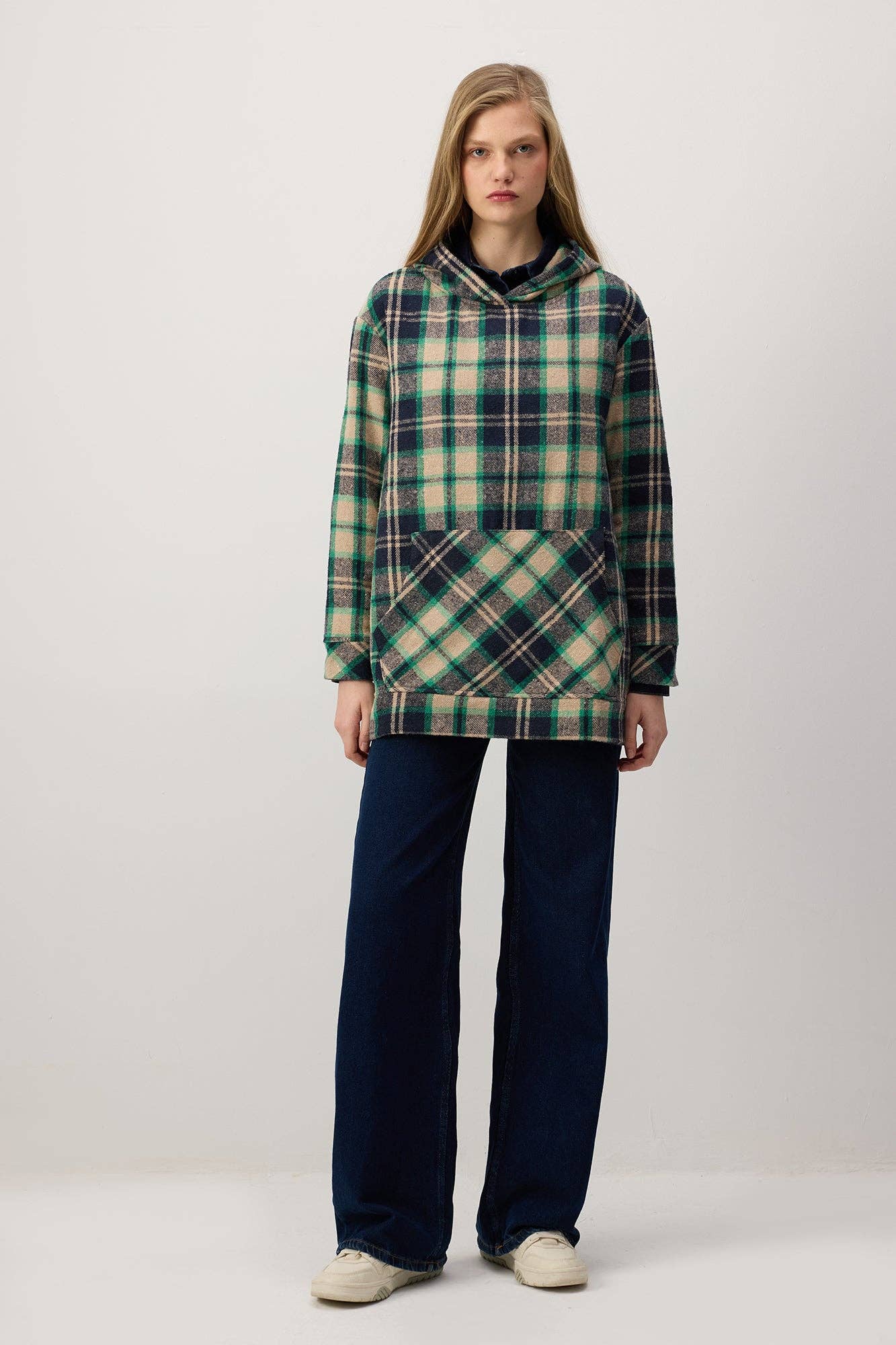 Felpa con cappuccio a quadri oversize