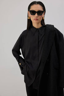 Camicia in raso con polsini ampi
