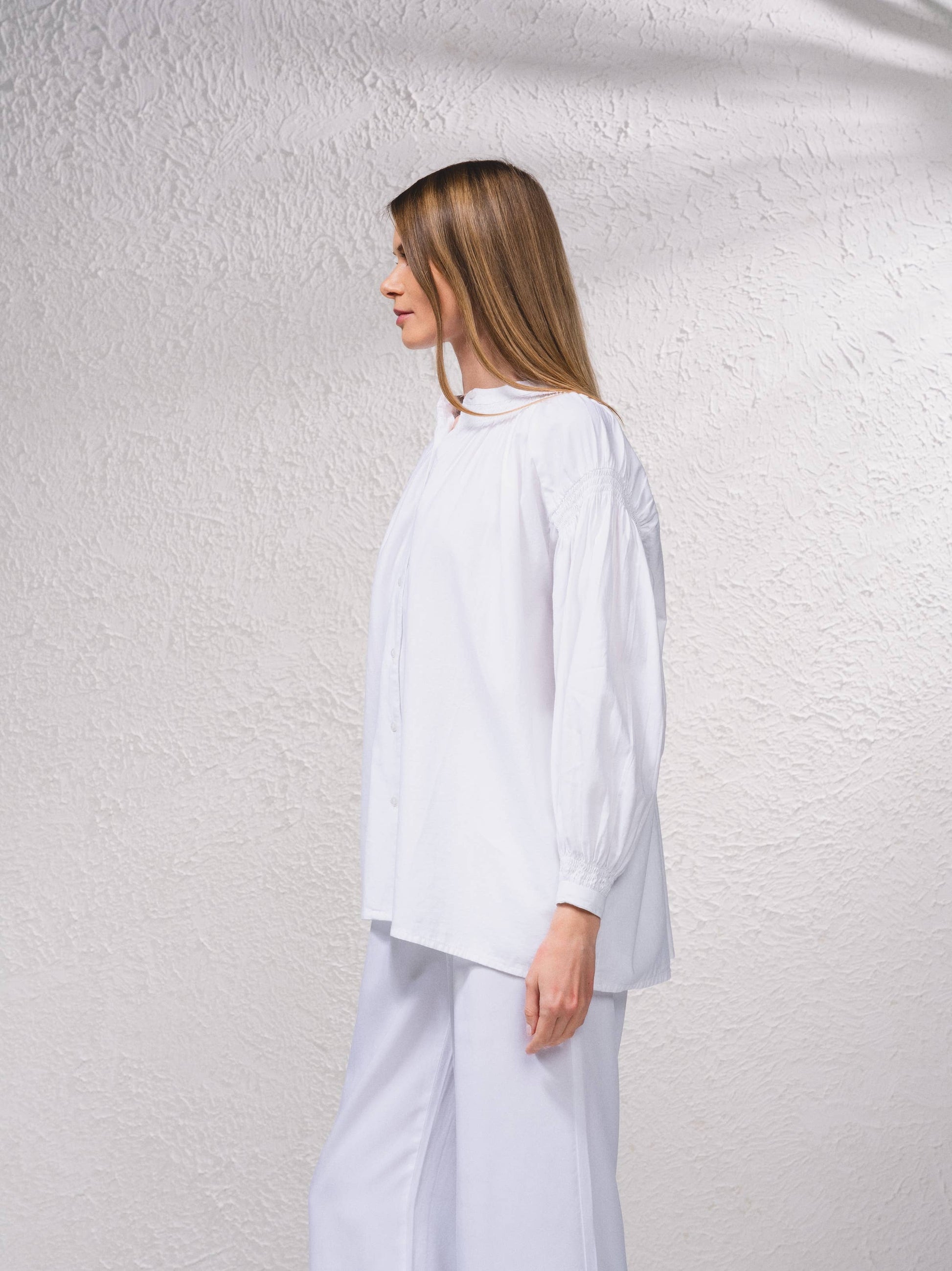 Blusa con maniche a palloncino