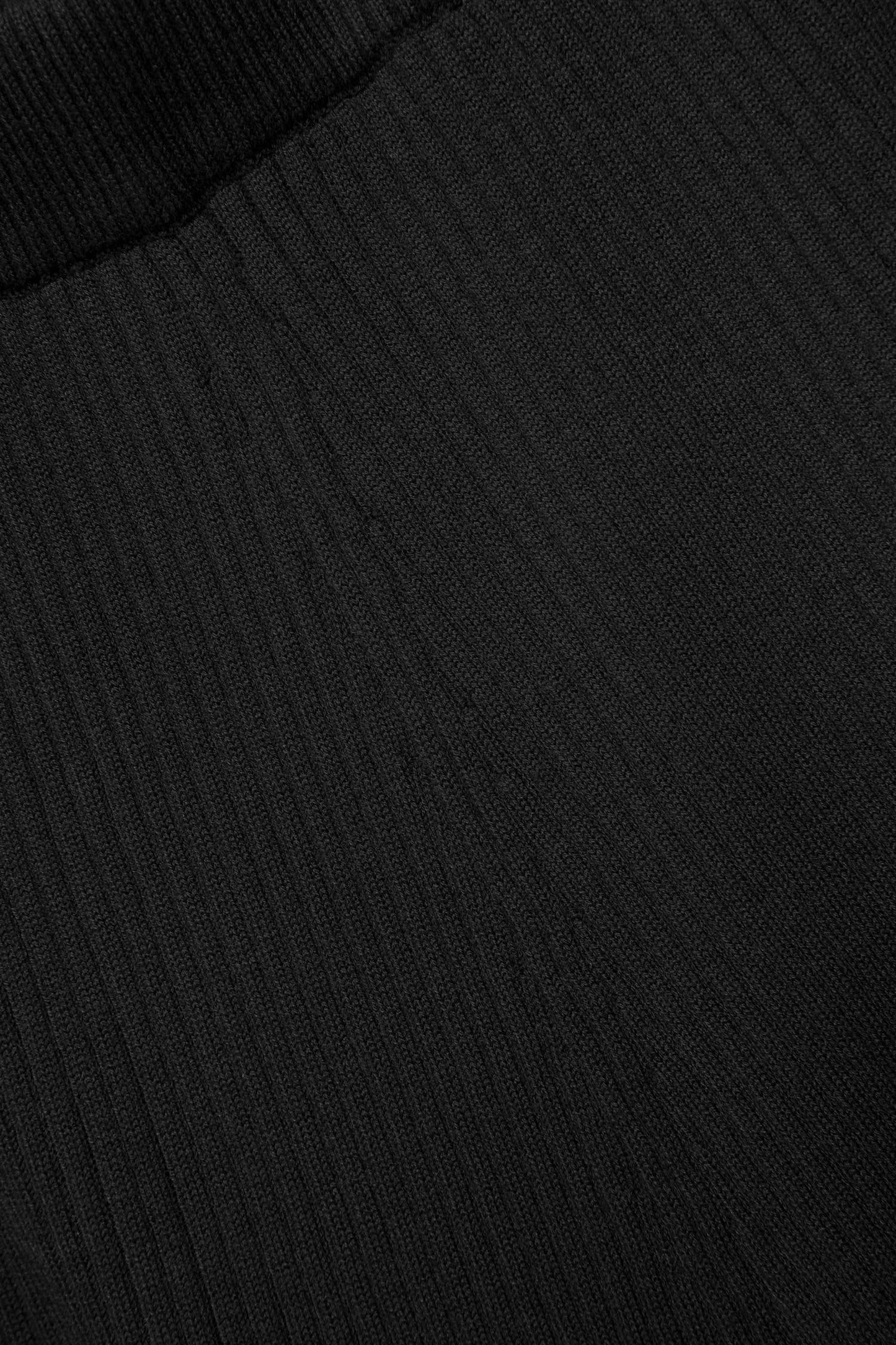 Gonna midi a coste in maglia con vita elasticizzata