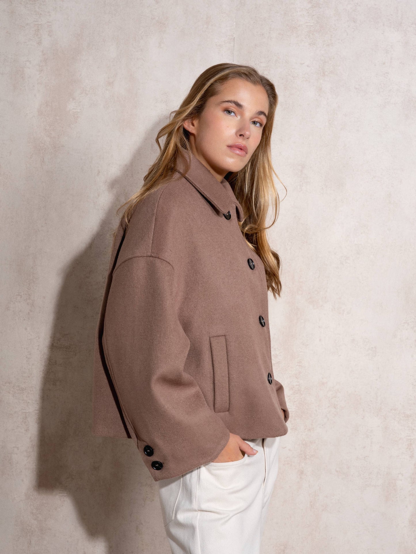 Cappotto corto oversize in misto lana