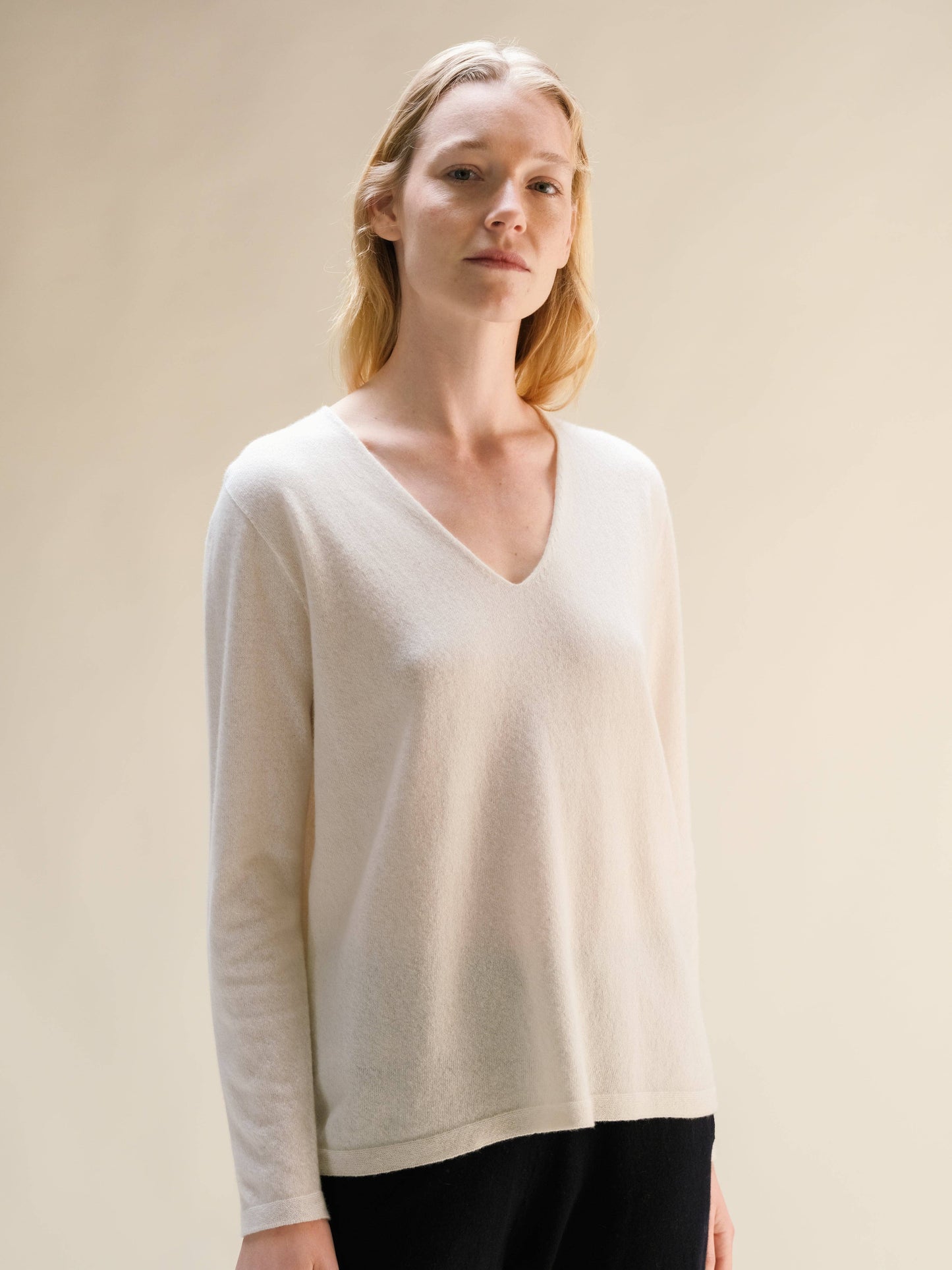 Maglia scollo a V in misto cashmere 3D Knit