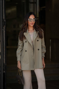 Trench corto in gabardine doppiopetto
