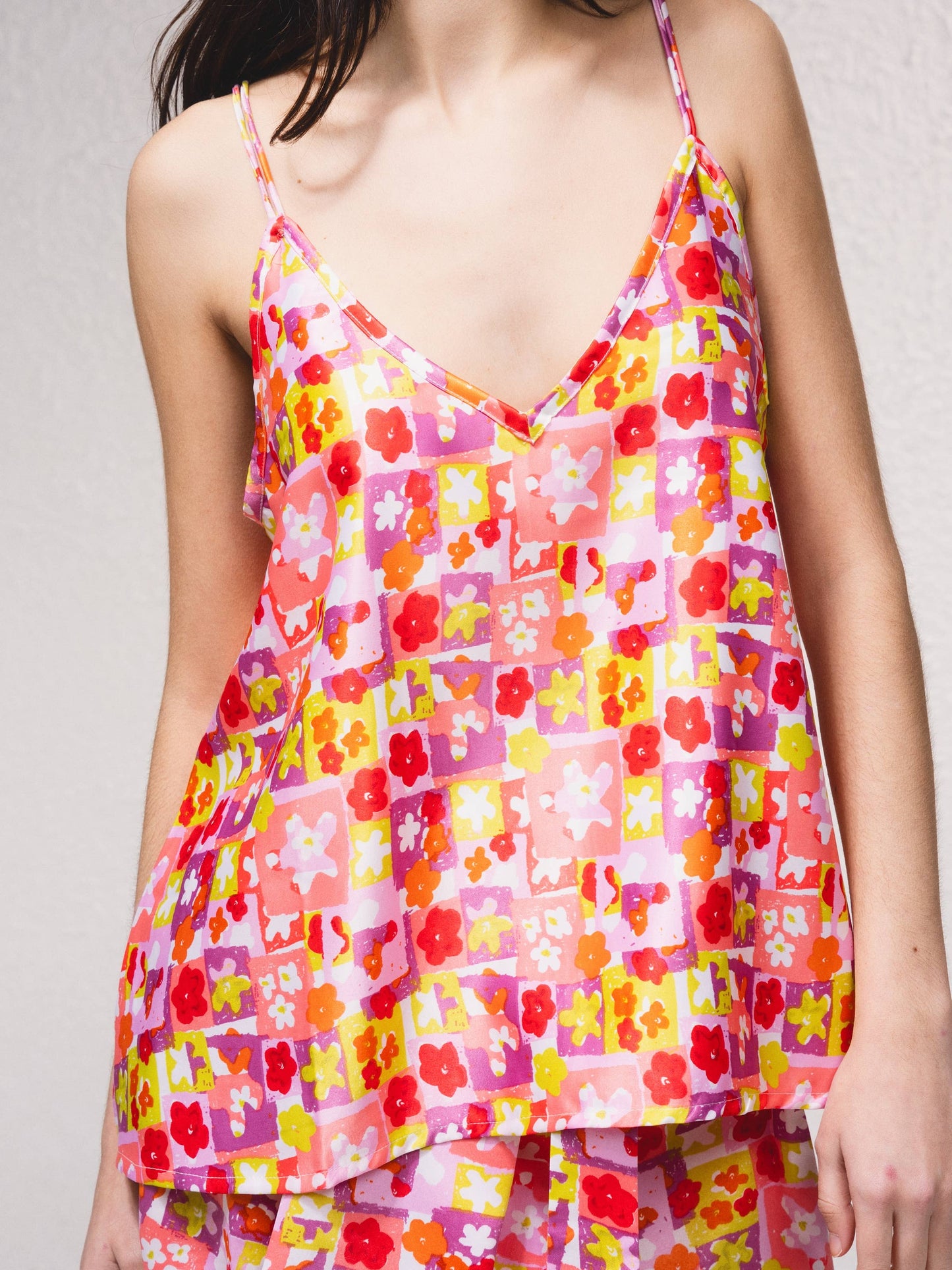 Top in satin stampato con spalline regolabili
